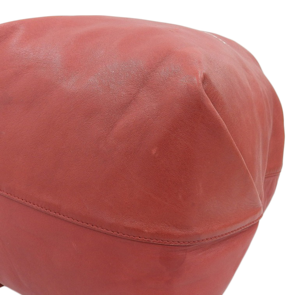 http://サンローラン%20SAINT%20LAURENT%20テディ%20ショルダーバッグ%20巾着ショルダー%20ラムスキン%20レッド%20PMR538447%20中古%20OB2087