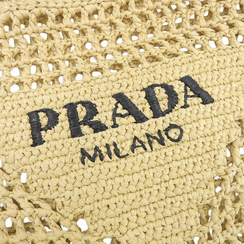 http://プラダ%20PRADA%20クロシェ%20トートバッグ%20レタリングロゴ%20ラフィア%20ナチュラル%201BG393%20中古%20OB2101