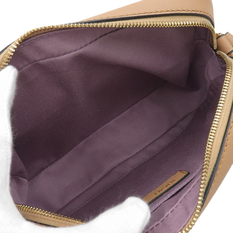 http://ヴェルサーチ%20VERSACE%20メデューサ%20ショルダーバッグ%20レザー%20ブラウン%201008102%20中古%20OB2128
