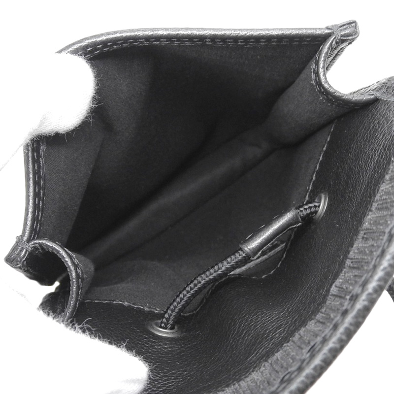 http://バレンシアガ%20BALENCIAGA%20エクスプローラー%20ショルダーバッグ%20レザー%20ブラック%20532298%20中古%20OB2136