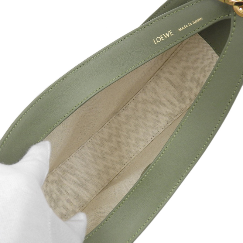 http://ロエベ%20LOEWE%20アナグラム%20ルナ%20ショルダーバッグ%20ワンショルダー%20キャンバス/レザー%20グリーン%20A923PM1X02%20中古%20OB2141