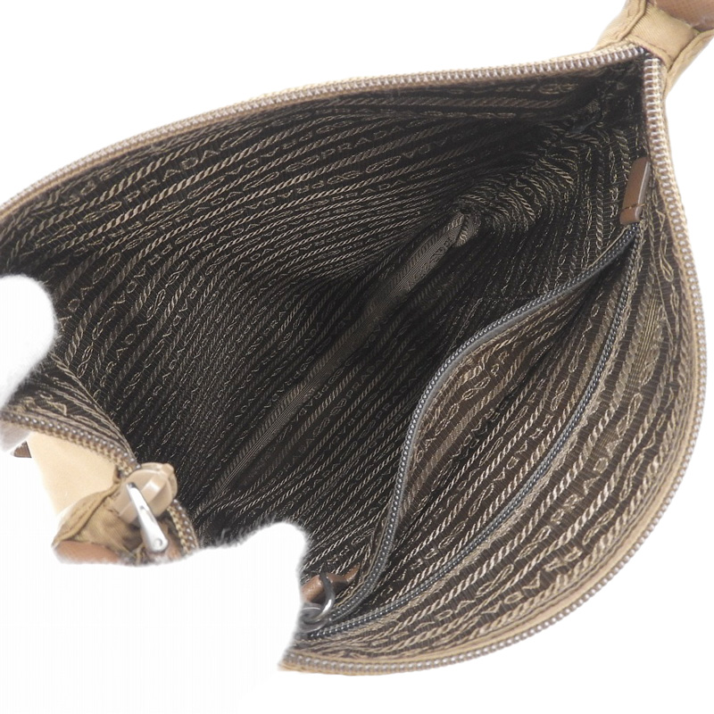 http://プラダ%20PRADA%20ショルダーバッグ%20テスート%20ナイロン/レザー%20ブラウン%20BT0715%20中古%20OB2150