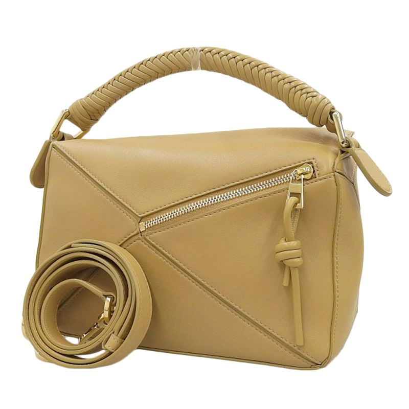 http://ロエベ%20LOEWE%20パズル%20スモール%202WAYバッグ%20ハンドバッグ%20ショルダーバッグ%20レザー%20ベージュ%20中古%20OB2152