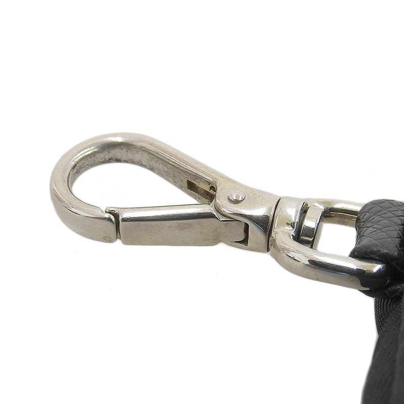 http://プラダ%20PRADA%20ショルダーバッグ%20ネックポーチ%20スマホケース%20ナイロン/レザー%20ブラック%202ZT058%20中古%20OB2167