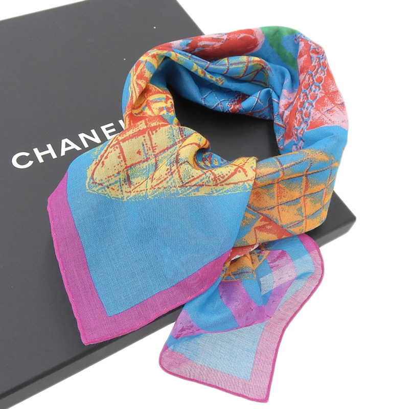 http://シャネル%20CHANEL%20スカーフ%20コットン%20ブルー系%20中古%20CH0955