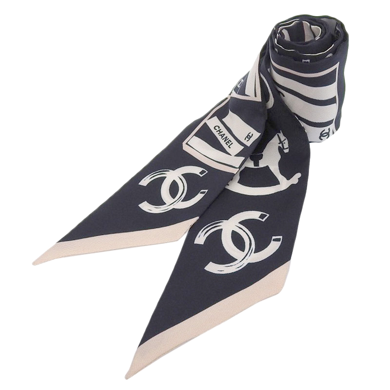 http://シャネル%20CHANEL%20ツイリー%20ココマーク%20スカーフ%20シルク%20ネイビー%20美品%20CH0969