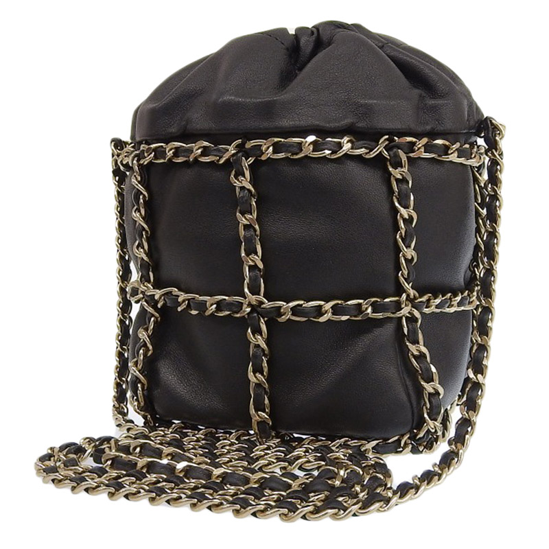 http://シャネル%20CHANEL%20チェーンショルダー%20バケットバッグ%20ショルダーバッグ%20ラムスキン%20ブラック%20中古%20CH0970
