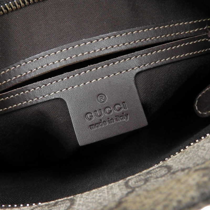 http://グッチ%20GUCCI%20GGスプリーム%20ショルダーバッグ%20斜め掛けショルダー%20PVC/レザー%20ベージュ/ブラウン%20201538%20中古%20GU0618