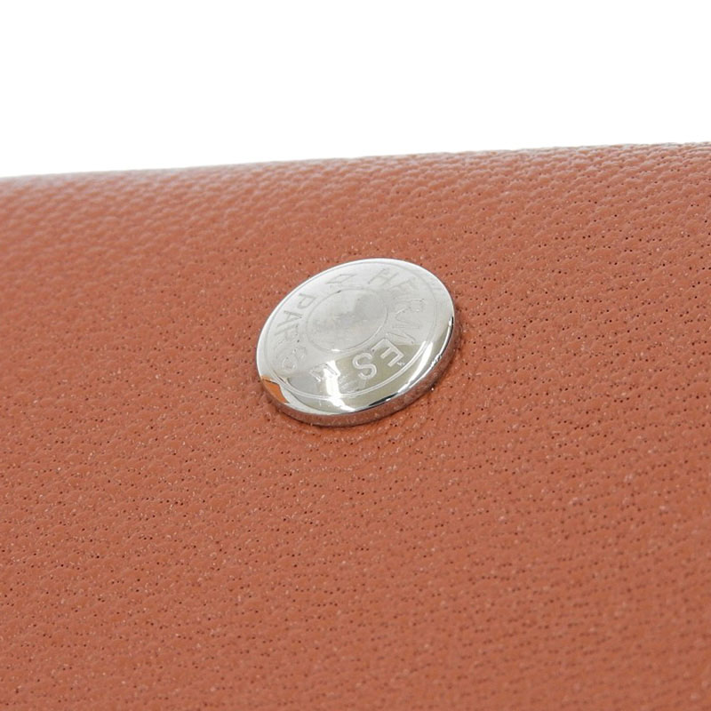http://エルメス%20HERMES%20パドック%20シェーブル・ミゾール%20馬%20ホース%20コインケース%20小銭入れ%20ブラウン%20U刻印%202022年%20美品%20HE1002
