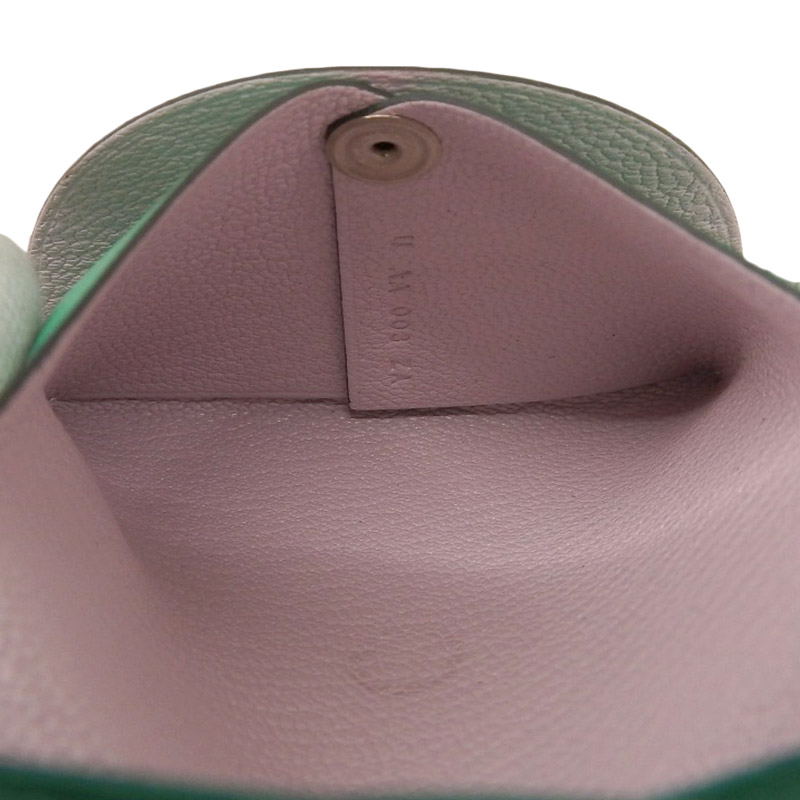 http://エルメス%20HERMES%20バスティア%20ヴェルソ%20コインケース%20小銭入れ%20シェーブル%20グリーン/ピンク%20U刻印%202022年%20中古%20HE1102