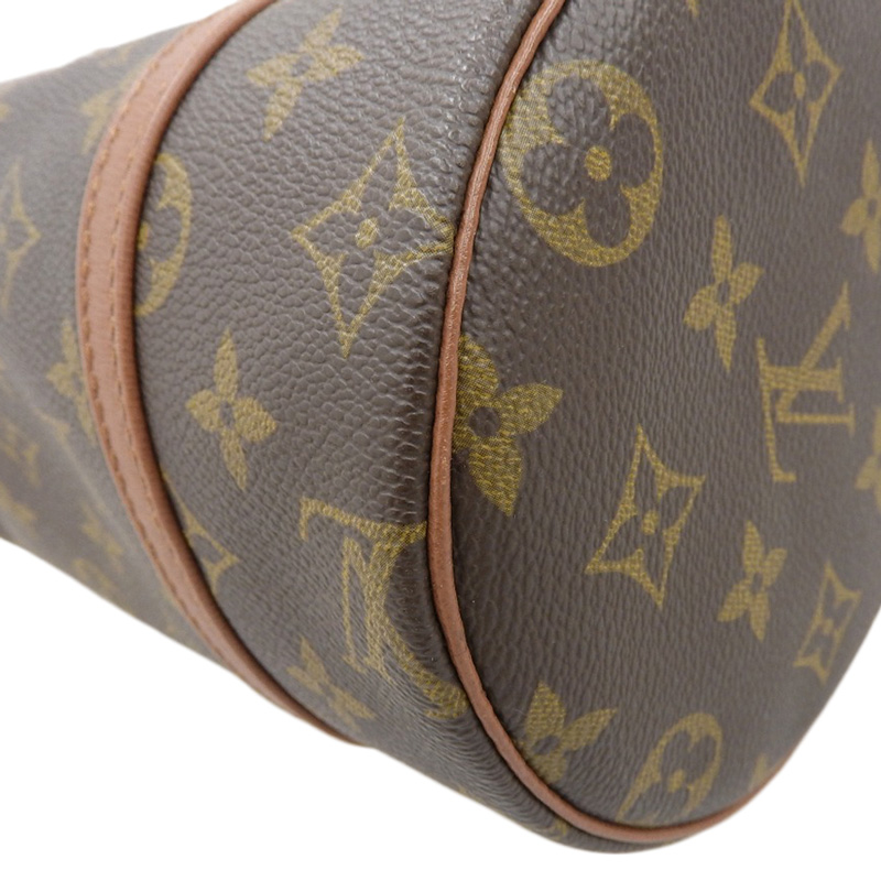 http://ルイヴィトン%20LOUIS%20VUITTON%20モノグラム%20パピヨン26%20ハンドバッグ%20M51366%20中古%20LV1626