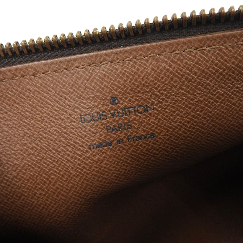 http://ルイヴィトン%20LOUIS%20VUITTON%20モノグラム%20パピヨン26%20ハンドバッグ%20M51366%20中古%20LV1626