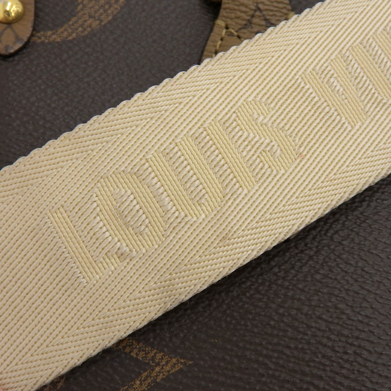http://ルイヴィトン%20LOUIS%20VUITTON%20モノグラム%20ジャイアントリバース%20オンザゴーPM%202WAY%20ハンド%20ショルダーバッグ%20M46373%20中古%20LV1627