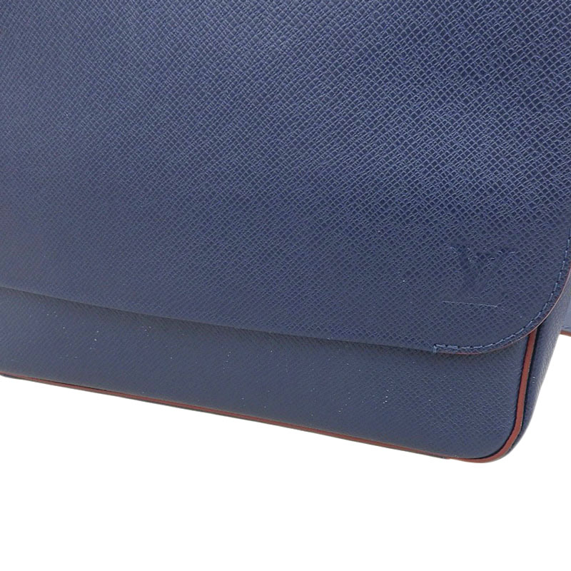 http://ルイヴィトン%20LOUIS%20VUITTON%20タイガ%20ロマンPM%20NM%20ショルダーバッグ%20斜め掛けショルダー%20オセアン%20M30623%20中古%20LV1633