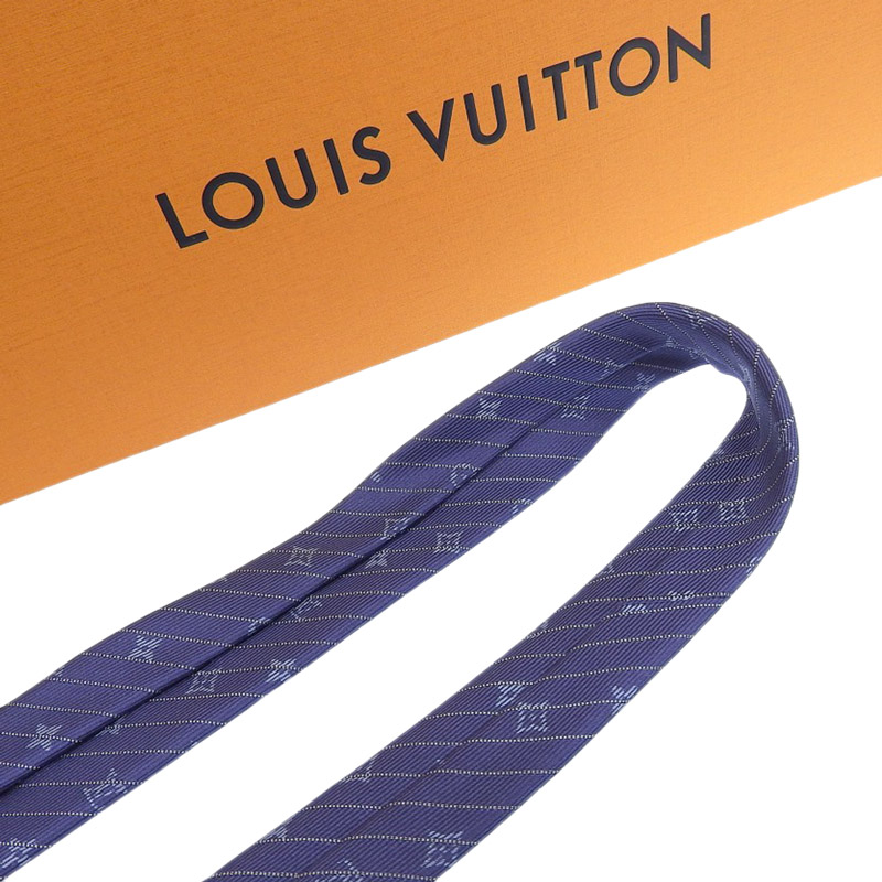 http://ルイヴィトン%20LOUIS%20VUITTON%20モノグラム%20インターレース%20ネクタイ%20シルク%20ブルーマリーヌ%20M79436%20中古%20LV1656