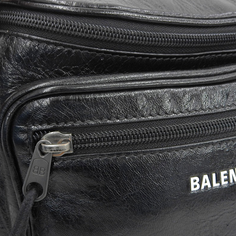 http://バレンシアガ%20BALENCIAGA%20エクスプローラー%20ベルトバッグ%20ボディバッグ%20ウエストバッグ%20レザー%20ブラック%20529550%20中古%20OB2063