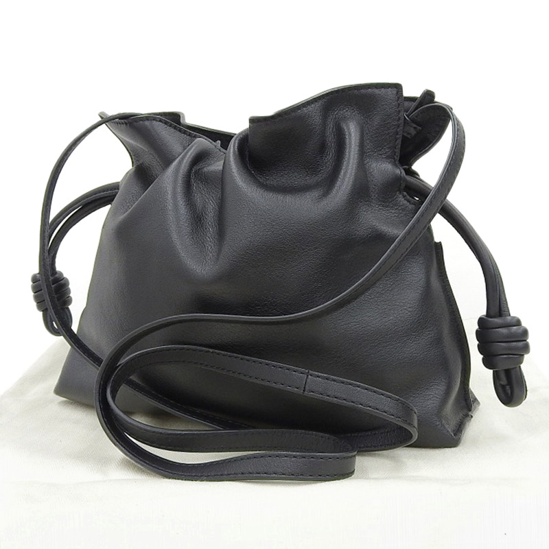 http://ロエベ%20LOEWE%20フラメンコクラッチミニ%20ショルダーバッグ%20レザー%20ブラック%20中古%20OB2090