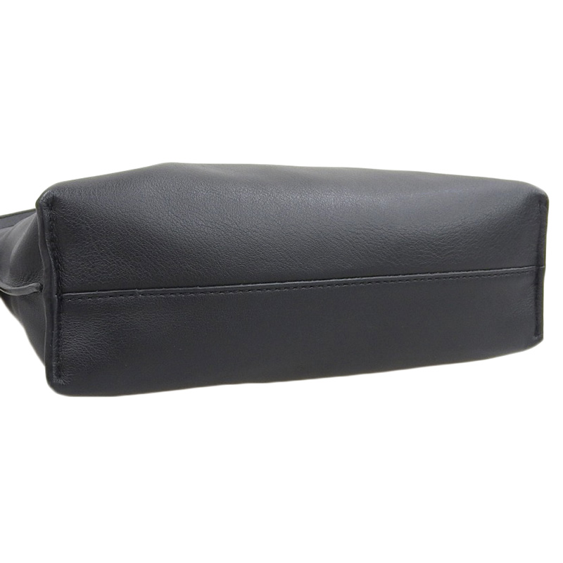 http://ロエベ%20LOEWE%20フラメンコクラッチミニ%20ショルダーバッグ%20レザー%20ブラック%20中古%20OB2090