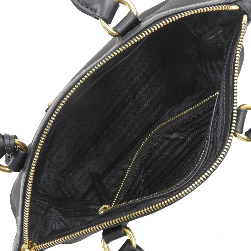 http://プラダ%20PRADA%202WAYバッグ%20ハンドバッグ%20ショルダーバッグ%20ナイロン/レザー%20ブラック%201BA104%20中古%20OB2094