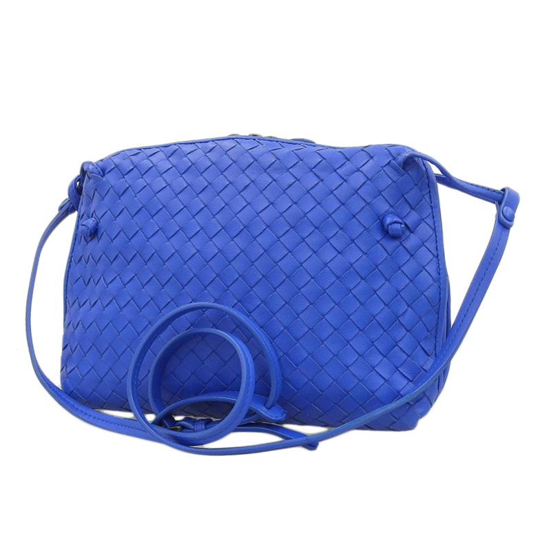 http://ボッテガヴェネタ%20BOTTEGA%20VENETA%20イントレチャート%20ショルダーバッグ%20レザー%20ブルー%20中古%20OB2097