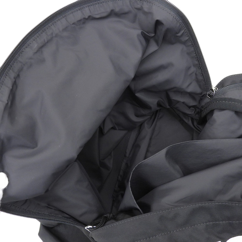 http://バレンシアガ%20BALENCIAGA%20バックパック%20リュックサック%20ロゴ%20ナイロン%20ブラック%20507460%20中古%20OB2122