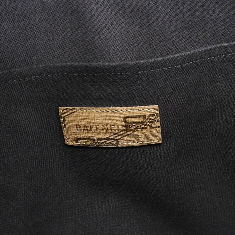 http://バレンシアガ%20BALENCIAGA%20BBモノグラム%20ハードウェアトート%202WAY%20トートバッグ%20ショルダーバッグ%20PVC%20ブラウン%20671400%20中古%20OB2127