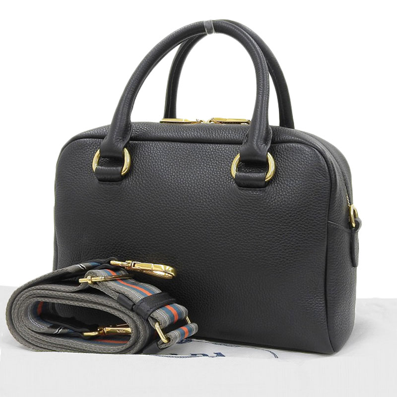 http://プラダ%20PRADA%202WAYバッグ%20ハンドバッグ%20ショルダーバッグ%20レザー%20ブラック%201BB108%20中古%20OB2138
