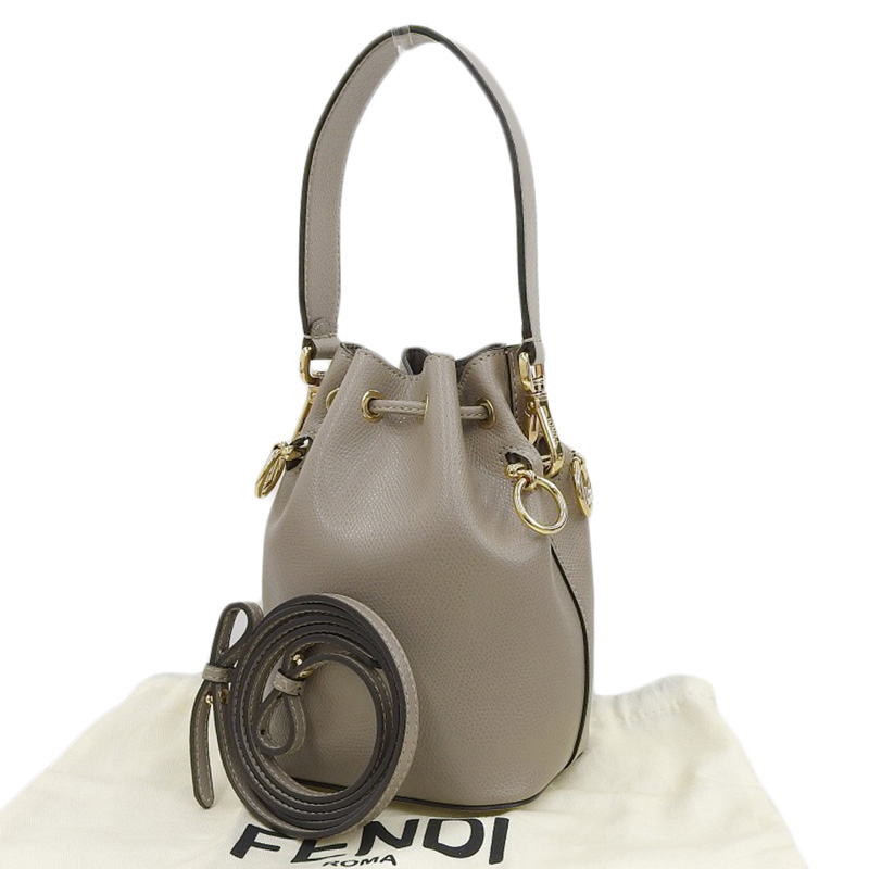 http://フェンディ%20FENDI%20モントレゾール%20ミニ%202WAYバッグ%20ハンドバッグ%20ショルダーバッグ%20レザー%20グレージュ%208BS010%20中古%20OB2163