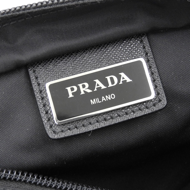 http://プラダ%20PRADA%20ショルダーバッグ%20斜め掛けショルダー%20テスート%20ナイロン/レザー%20ブラック%201BH978%20中古%20OB2169