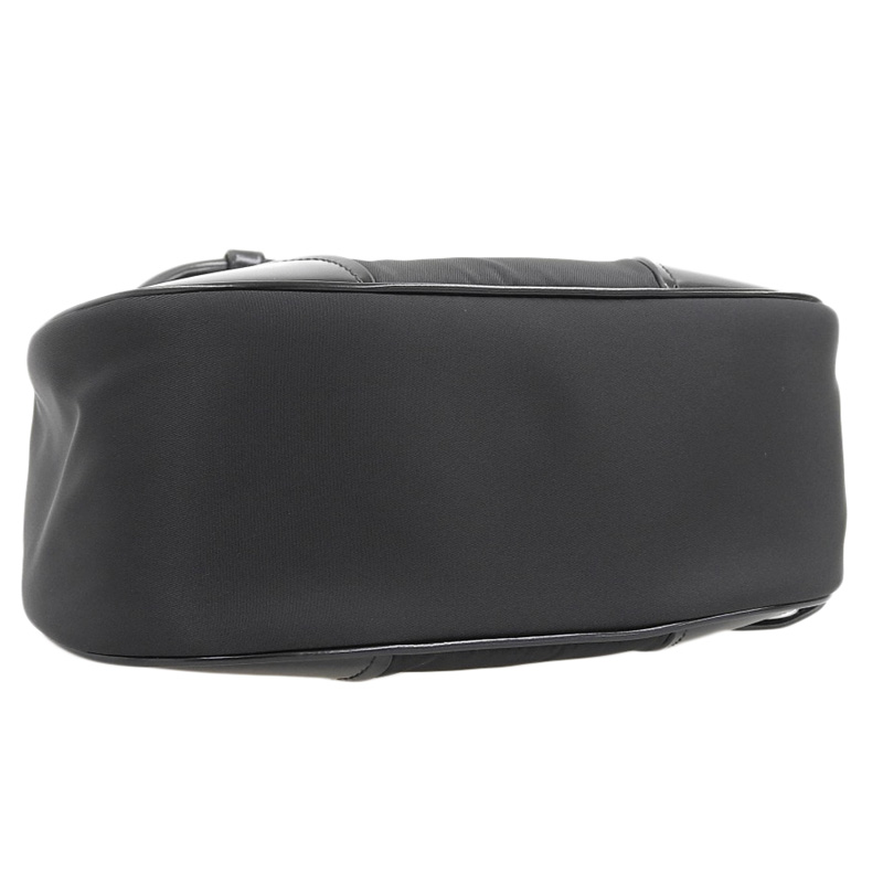 http://プラダ%20PRADA%20ムーン%202WAYバッグ%20ハンドバッグ%20ショルダーバッグ%20Re-Nylon/レザー%20ブラック%201BA381%20中古%20OB2172