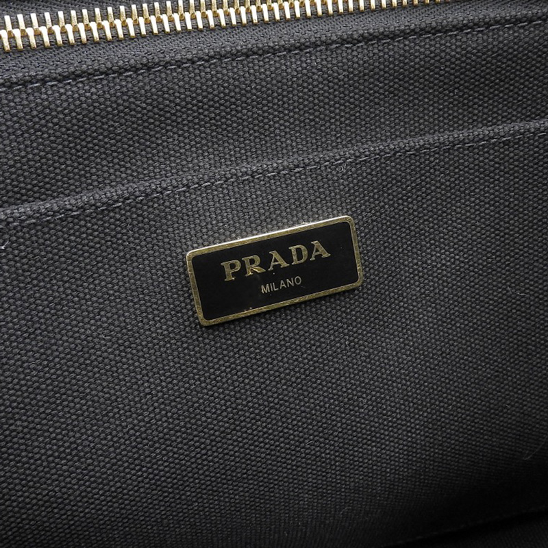 http://プラダ%20PRADA%20カナパ%202WAY%20ハンドバッグ%20ショルダーバッグ%20キャンバス%20ブラック%20中古%20OB2173