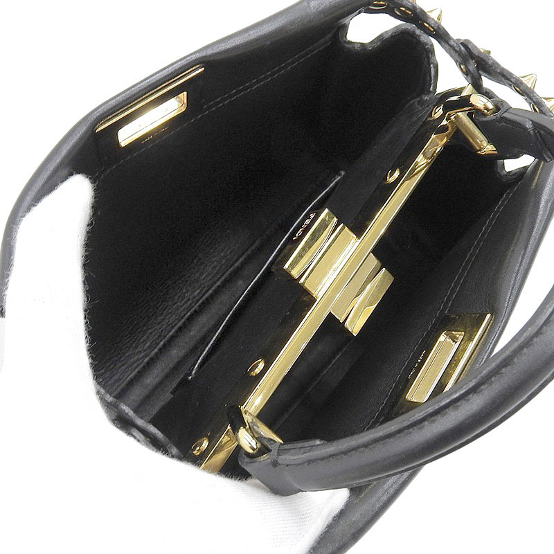 http://フェンディ%20FENDI%20ピーカブー%20ミニ%202WAYバッグ%20ハンドバッグ%20ショルダーバッグ%20スタッズ%20レザー%20ブラック%208BN244%20中古%20OB2185