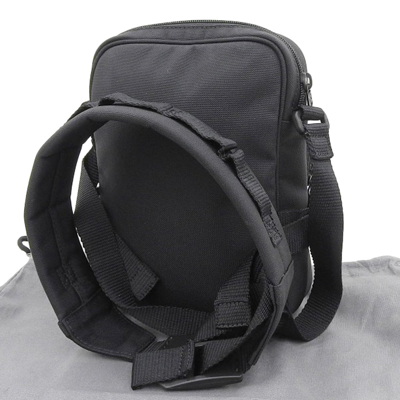 http://バレンシアガ%20BALENCIAGA%20アーミークロスボディ%20ショルダーバッグ%20メッセンジャーバッグ%20ナイロン%20ブラック%20715852%20中古%20OB2187
