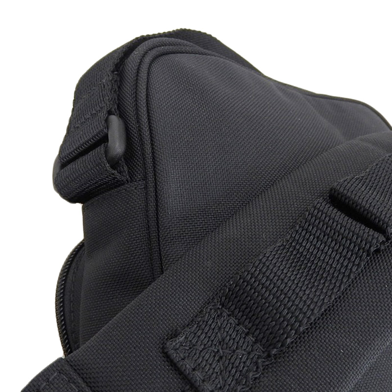 http://バレンシアガ%20BALENCIAGA%20アーミークロスボディ%20ショルダーバッグ%20メッセンジャーバッグ%20ナイロン%20ブラック%20715852%20中古%20OB2187