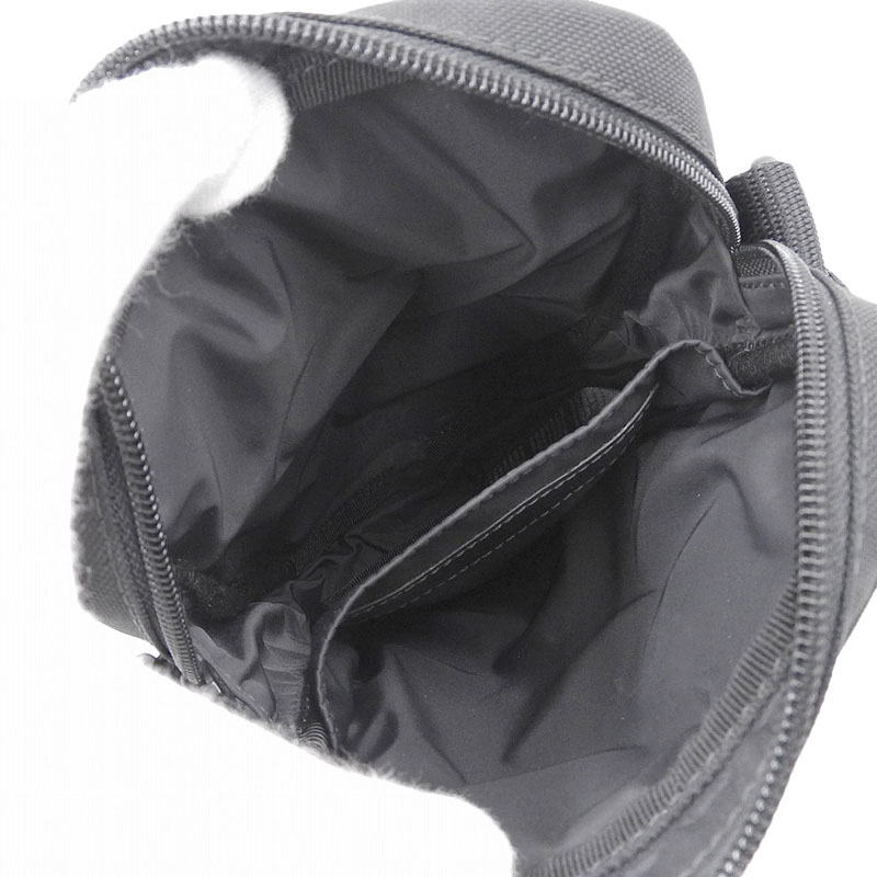 http://バレンシアガ%20BALENCIAGA%20アーミークロスボディ%20ショルダーバッグ%20メッセンジャーバッグ%20ナイロン%20ブラック%20715852%20中古%20OB2187