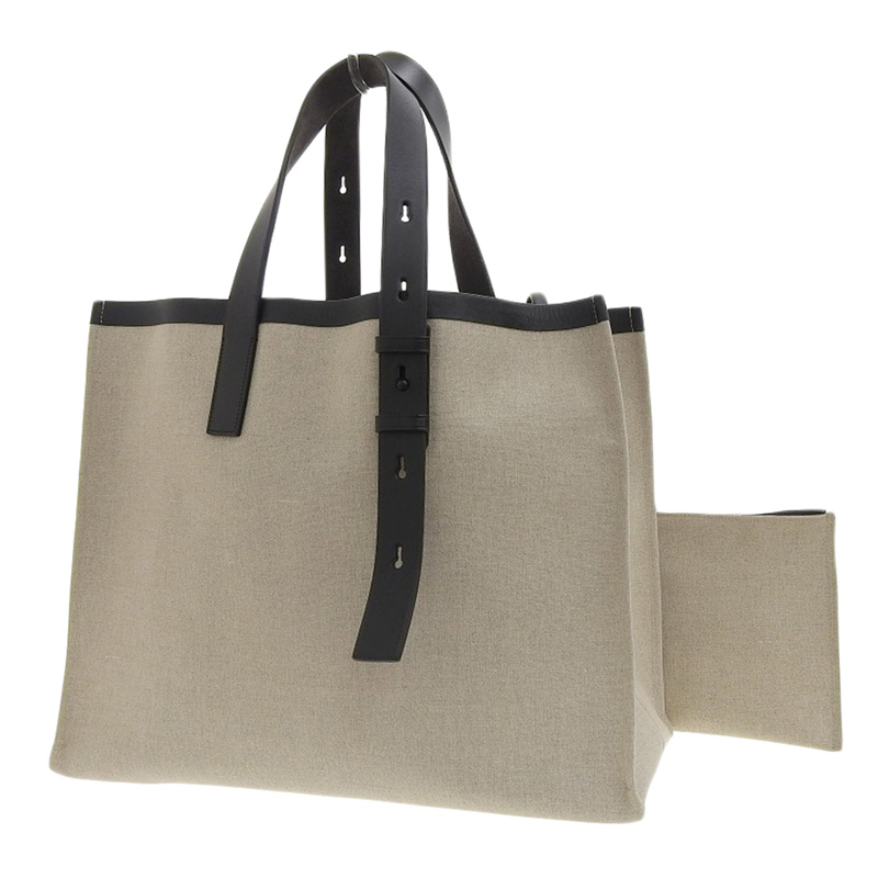 http://フェラガモ%20FERRAGAMO%20ロゴ%20トートバッグ%20キャンバス/レザー%20ベージュ/ブラック%20中古%20OB2192
