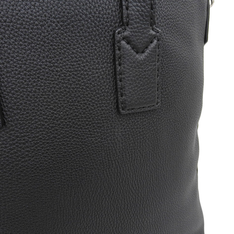 http://フェンディ%20FENDI%20セレリア%202WAYバッグ%20トートバッグ%20ショルダーバッグ%20レザー%20ブラック%207VA377%20中古%20OB2206