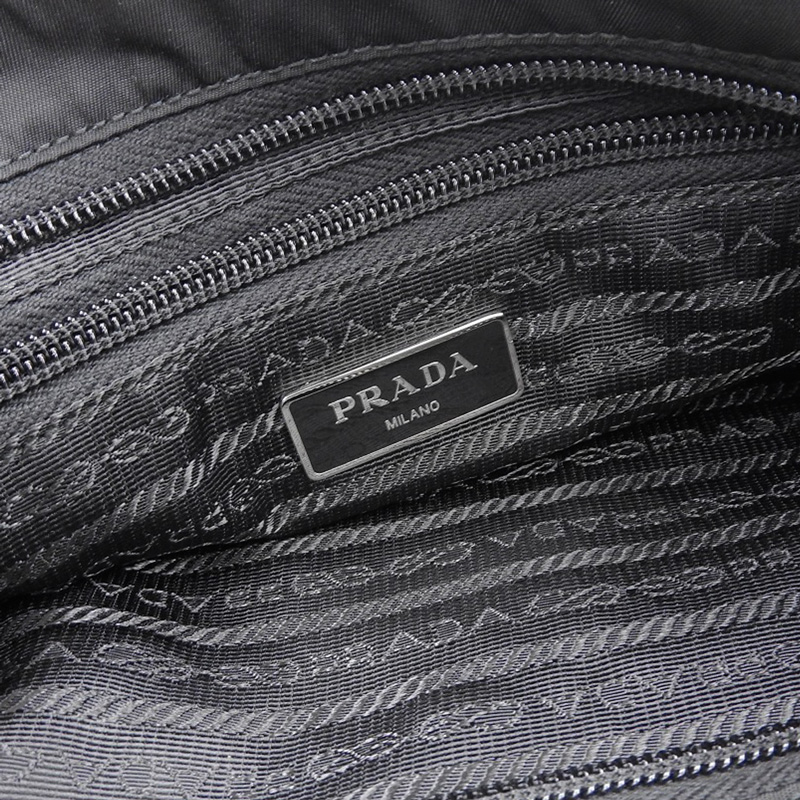 http://プラダ%20PRADA%20ショルダーバッグ%20斜め掛けショルダー%20テスート%20ナイロン/レザー%20ブラック%20VA0053%20中古%20OB2209