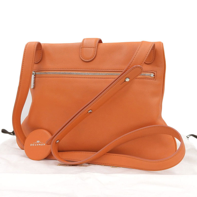 http://デルボー%20DELVAUX%20ショルダーバッグ%20レザー%20オレンジ%20シルバー金具%20中古%20OB2210