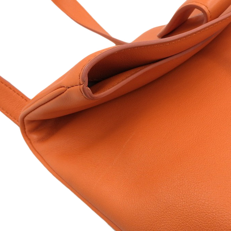 http://デルボー%20DELVAUX%20ショルダーバッグ%20レザー%20オレンジ%20シルバー金具%20中古%20OB2210