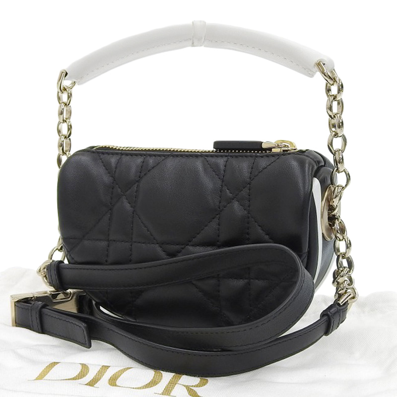 http://ディオール%20CHRISTIAN%20DIOR%20ヴァイブ%20マイクロ%20カナージュ%202WAYバッグ%20ショルダーバッグ%20レザー%20ブラック%20S7200ONOA%20美品%20OB2212