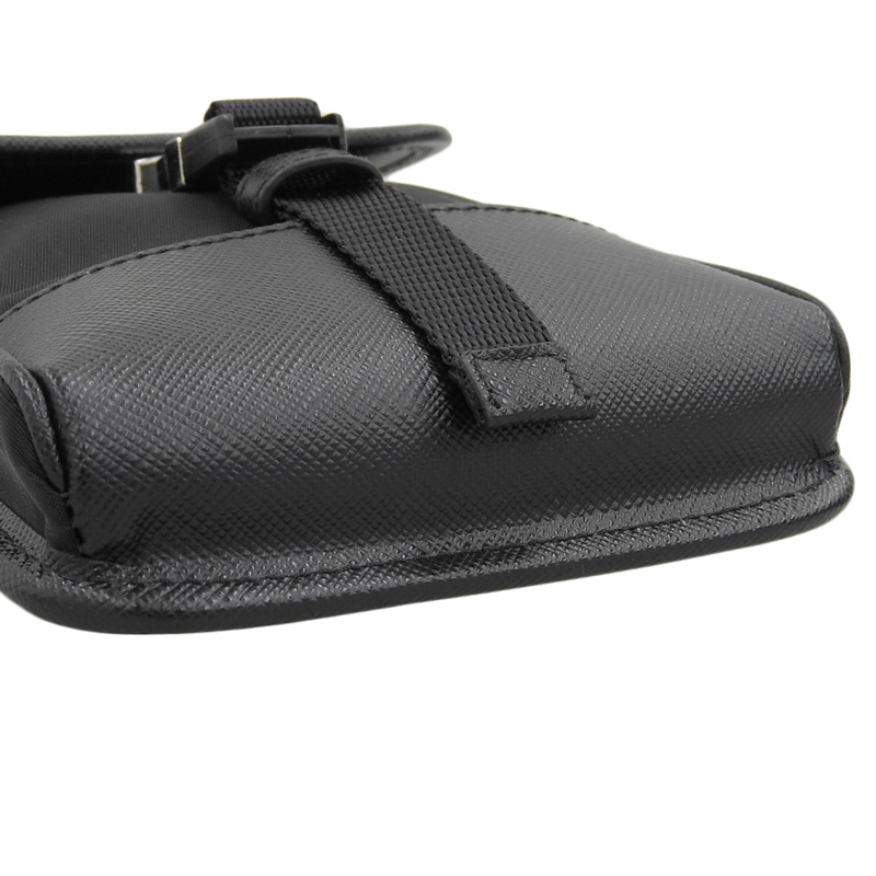 http://プラダ%20PRADA%20フォンショルダー%20スマホケース%20ショルダーバッグ%20Re-Nylon/サフィアーノ%20ブラック%202ZH109%20中古%20OB2213