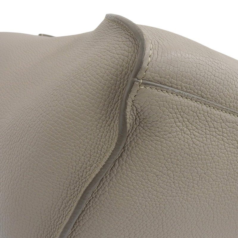 http://セリーヌ%20CELINE%20ビッグバッグ%20スモール%202WAYバッグ%20ハンドバッグ%20ショルダーバッグ%20レザー%20グレージュ%20中古%20OB2217
