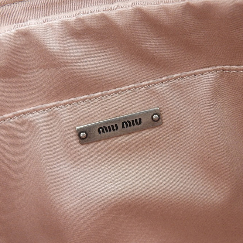 http://ミュウミュウ%20MIUMIU%20マテラッセ%20ショルダーバッグ%20ポシェット%20レザー%20ピンク%205BH199%20中古%20OB2220