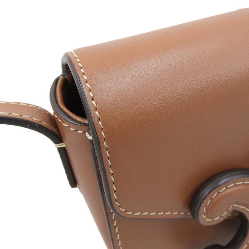http://セリーヌ%20CELINE%20ミニブザス%20キュイル%20トリオンフ%20ショルダーバッグ%20レザー%20タン%20美品%20OB2225