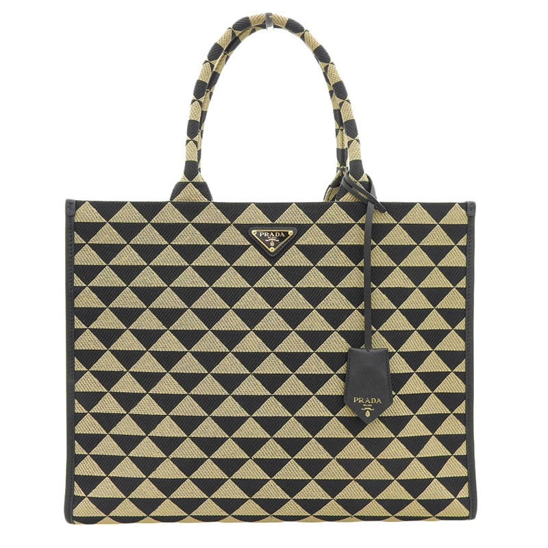 http://プラダ%20PRADA%20シンボル%20エンブロイダリー%20ラージハンドバッグ%20トート%20ファブリック/レザー%20ブラック/ベージュ%201BA356%20中古%20OB2227