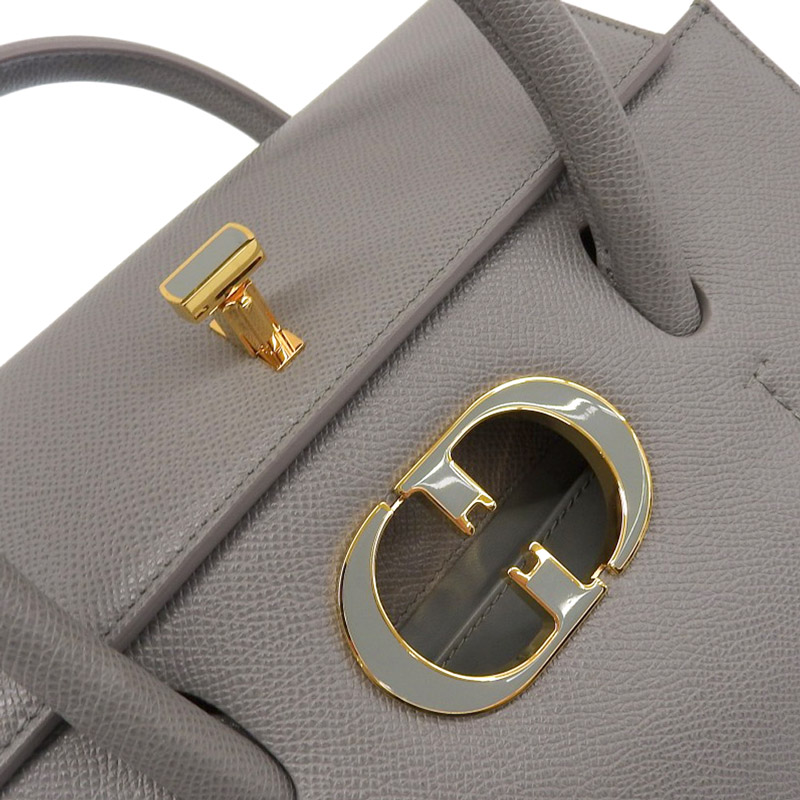http://ディオール%20CHRISTIAN%20DIOR%20モンテーニュ30%202WAY%20ハンドバッグ%20ショルダーバッグ%20レザー%20グレー%20中古%20OB2231