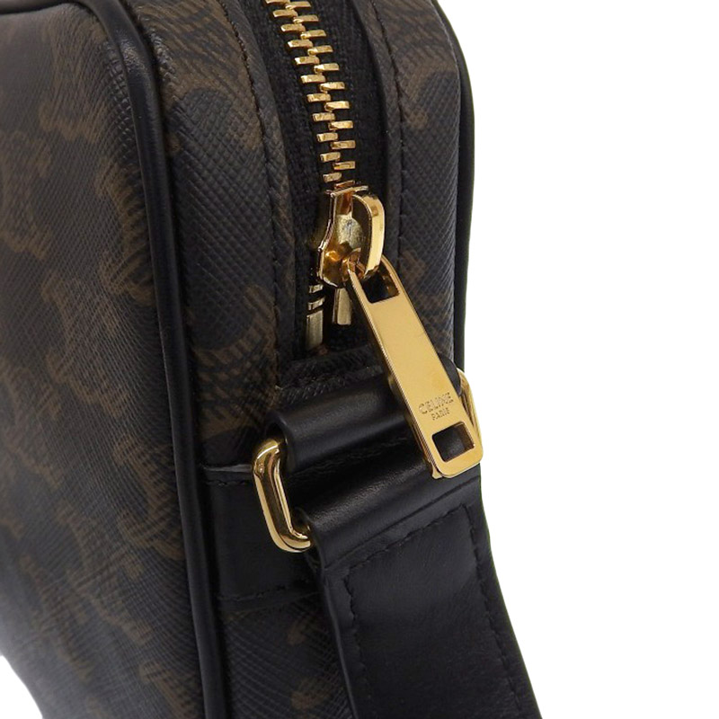 http://セリーヌ%20CELINE%20ミディアムメッセンジャーバッグ%20ショルダーバッグ%20トリオンフキャンバス%20ブラック%20194502%20中古%20OB2234