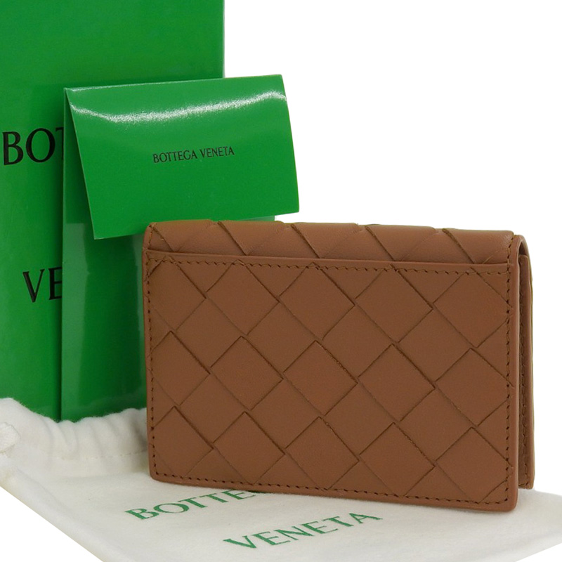 http://ボッテガヴェネタ%20BOTTEGA%20VENETA%20イントレチャート%20カードケース%20名刺入れ%20レザー%20ブラウン%20中古%20OBB0568
