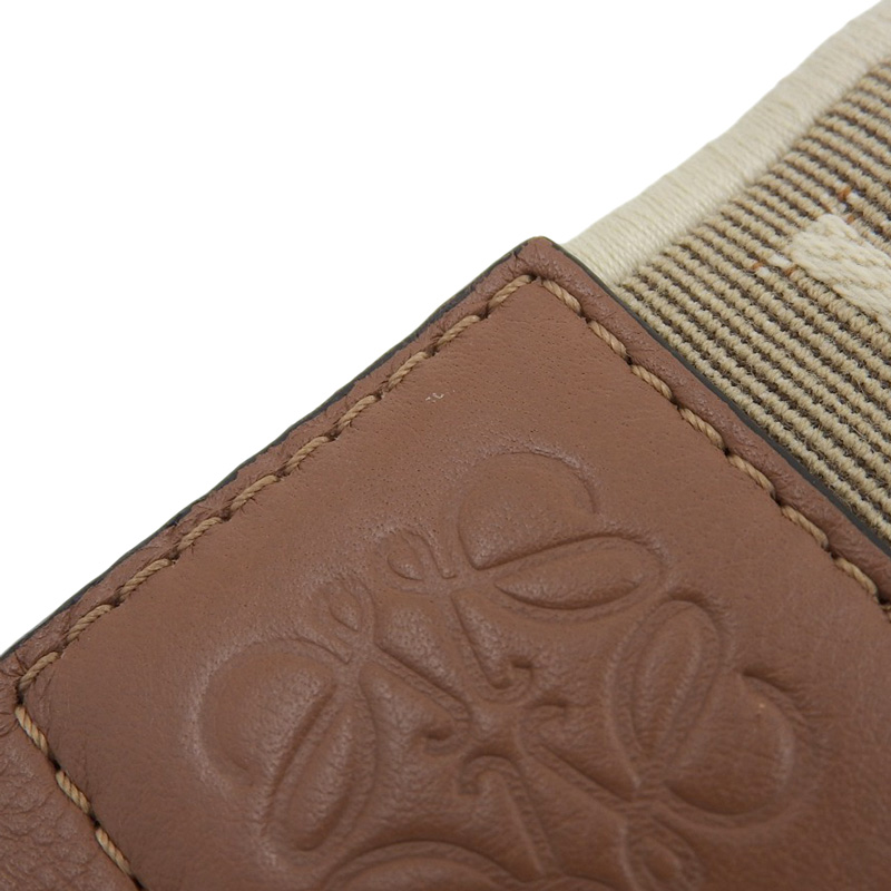 http://ロエベ%20LOEWE%20アナグラム%20ショルダーストラップ%20ジャガード/レザー%20ナチュラル/タン%20C073T87X01%20中古%20OBB0576